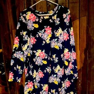 Super long shirt very soft